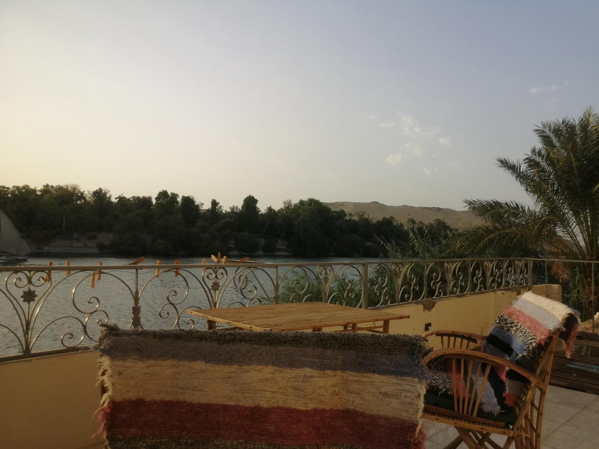 Nubian Bride Guest House Assuan Esterno foto