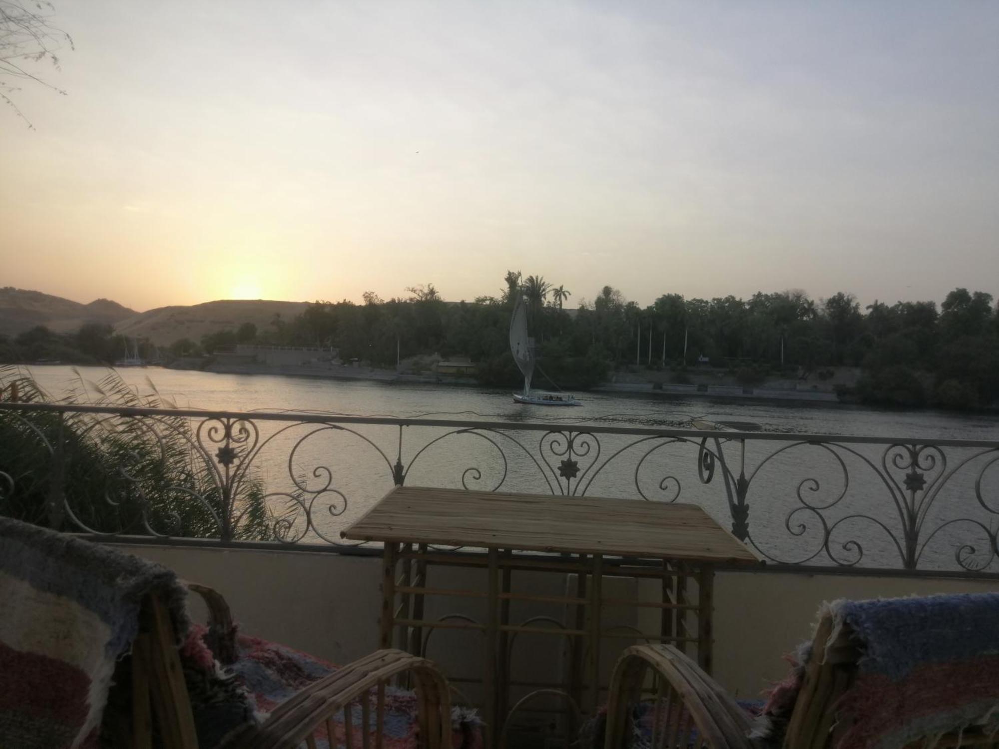 Nubian Bride Guest House Assuan Esterno foto